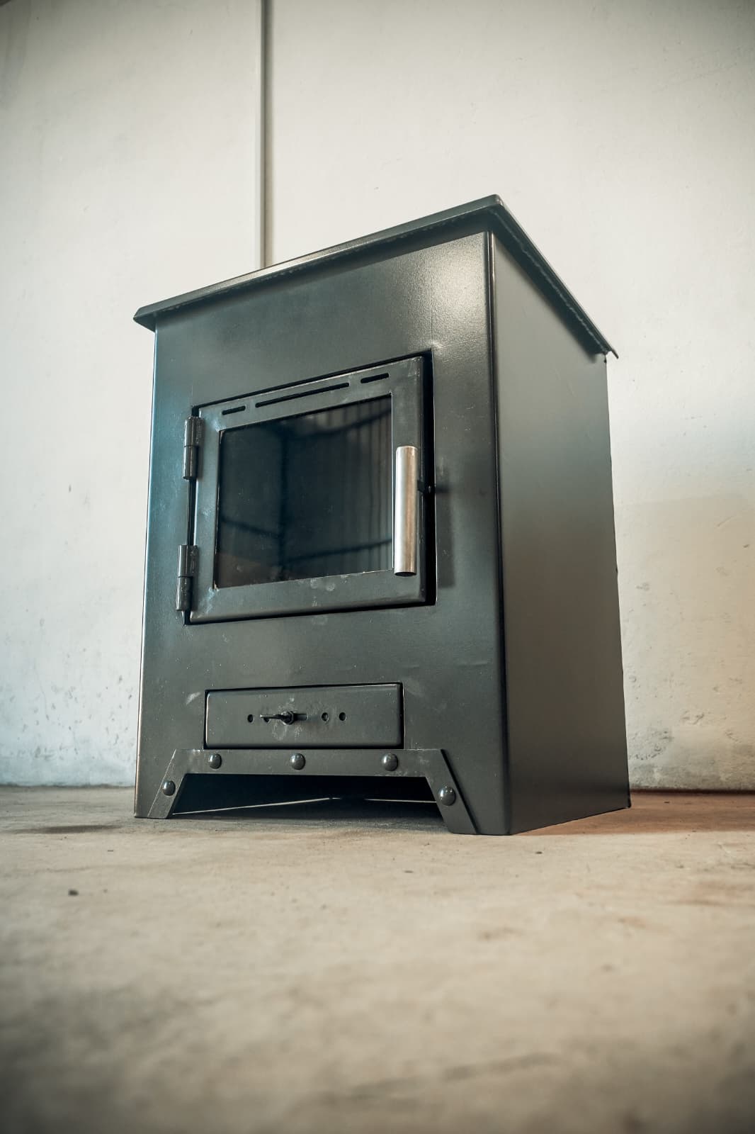 Estufa a leña modelo 4